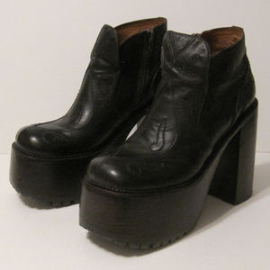 "Prowl" monster platform boots EU41/wmns 10/mens 8